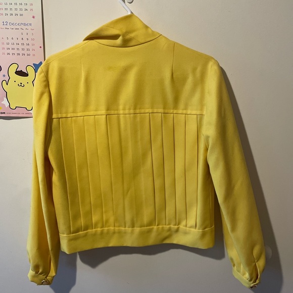 Vintage button up with neck tie size small - Picture 2 of 3